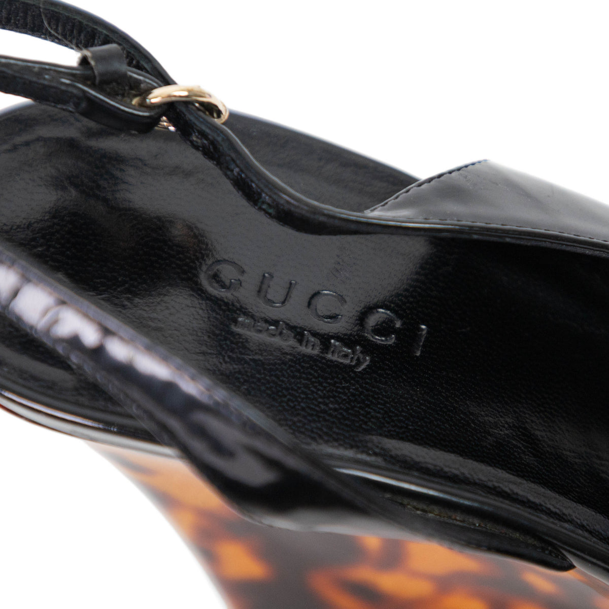 GUCCI vitello vernis wedges sz 38.5