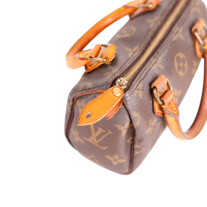 LOUIS VUITTON mini speedy