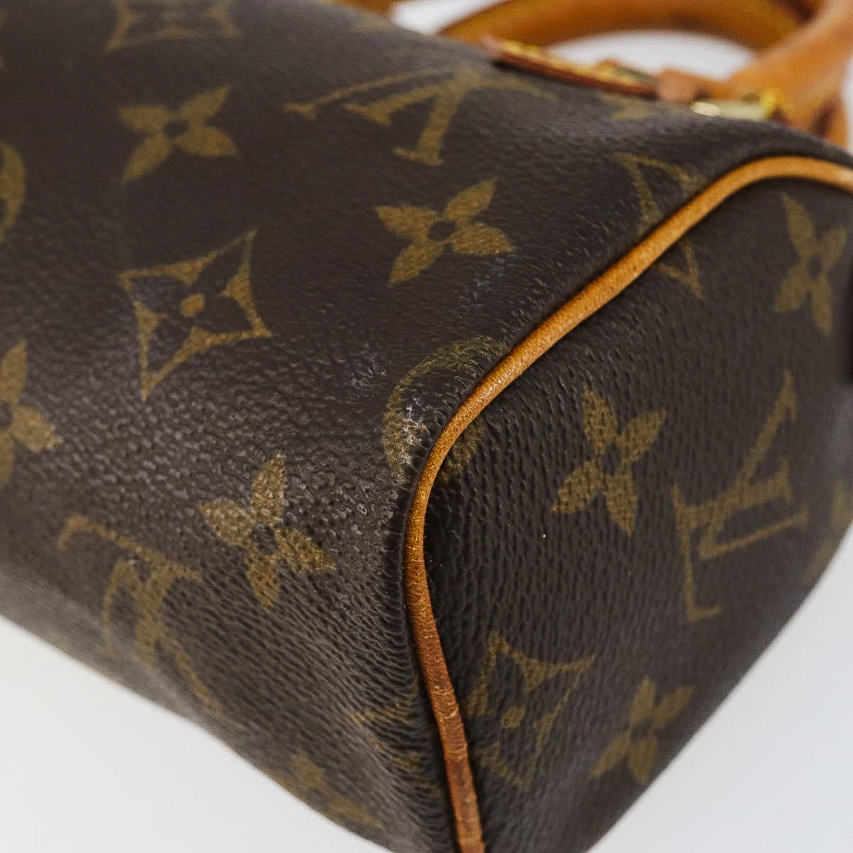 LOUIS VUITTON mini speedy