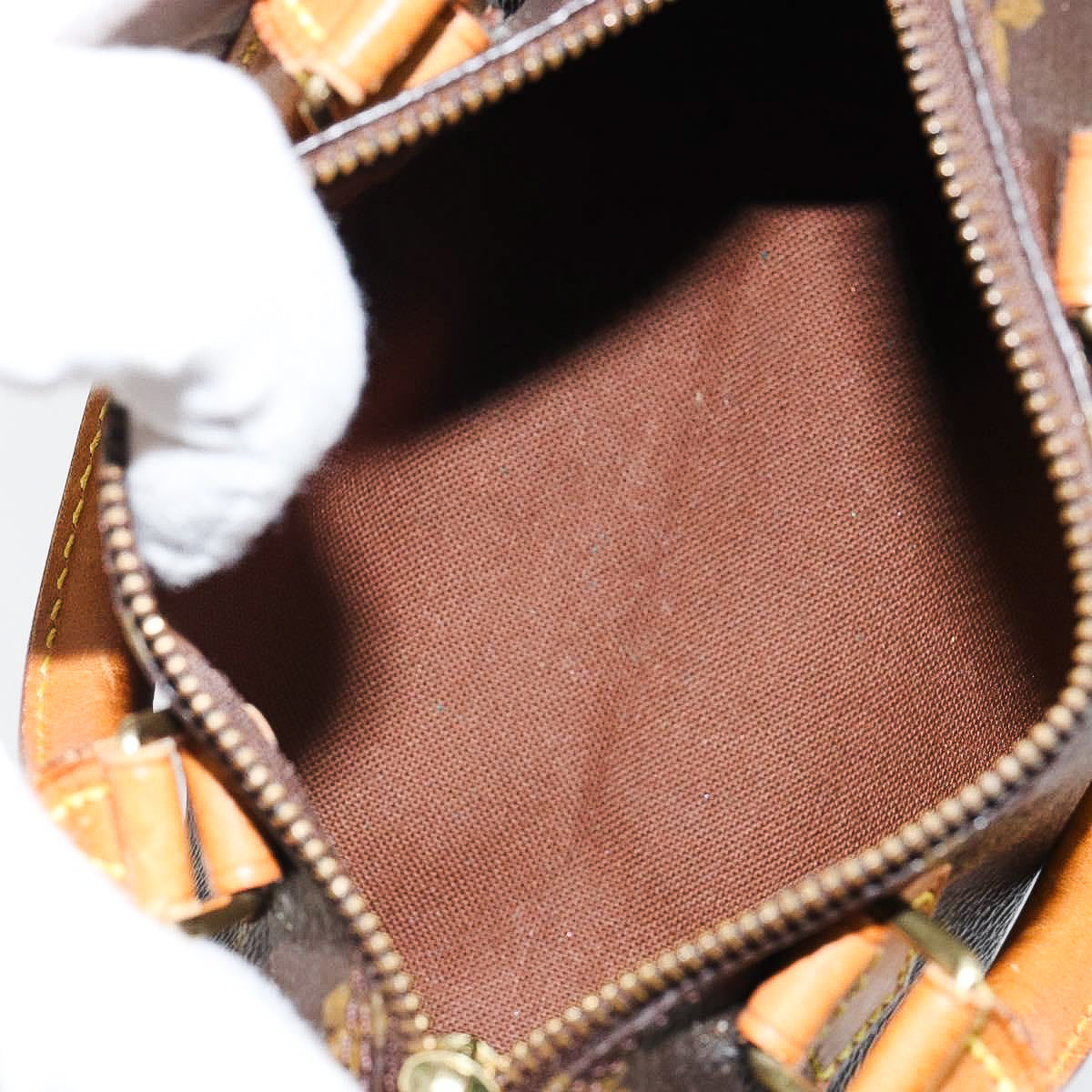 LOUIS VUITTON mini speedy