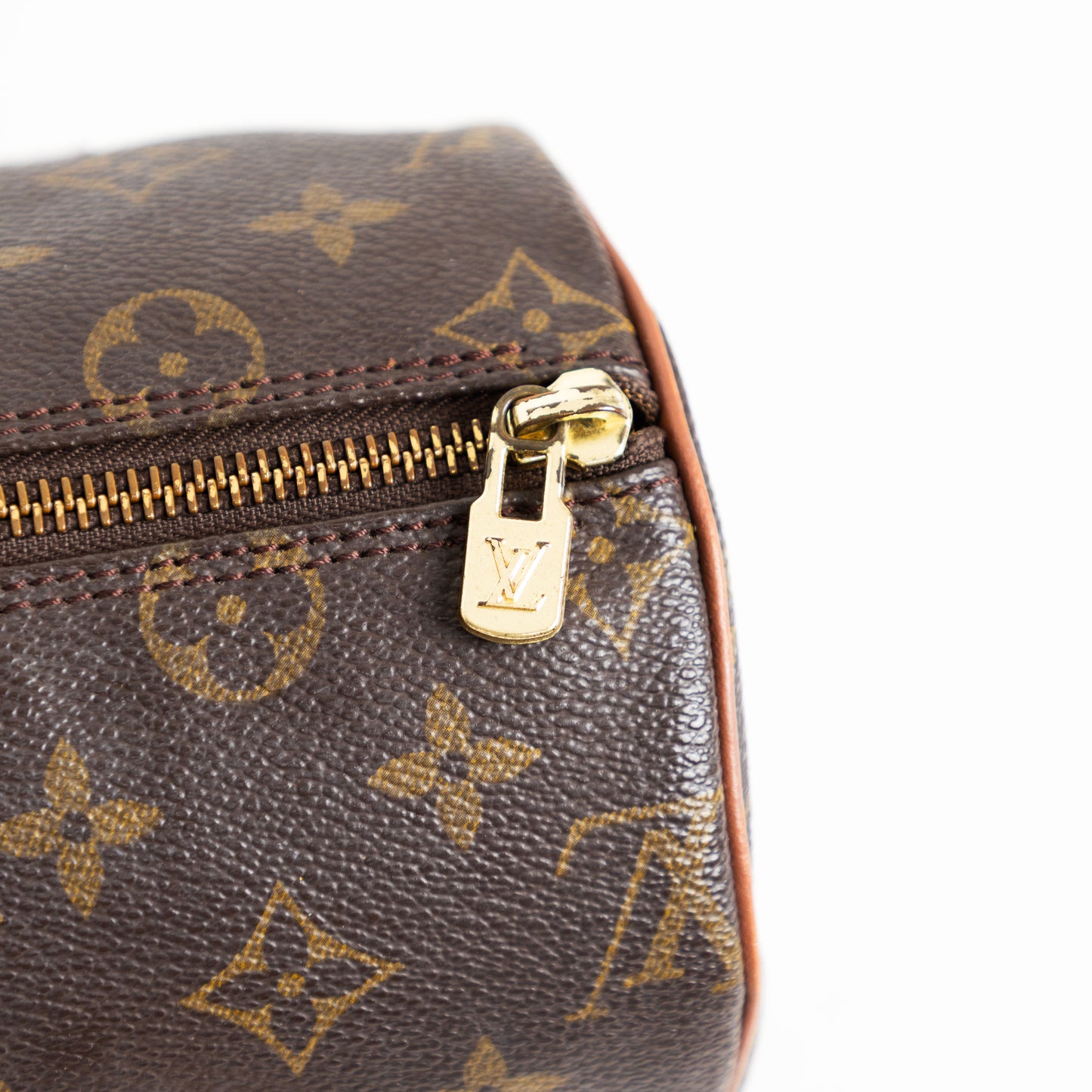 LOUIS VUITTON papillon 26