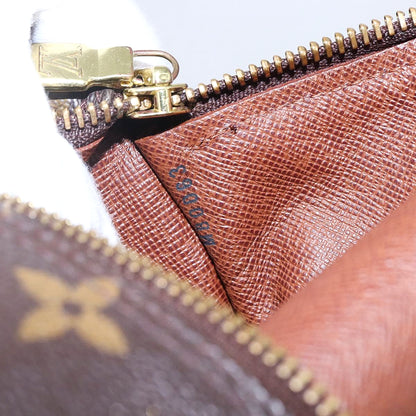 LOUIS VUITTON papillon 30