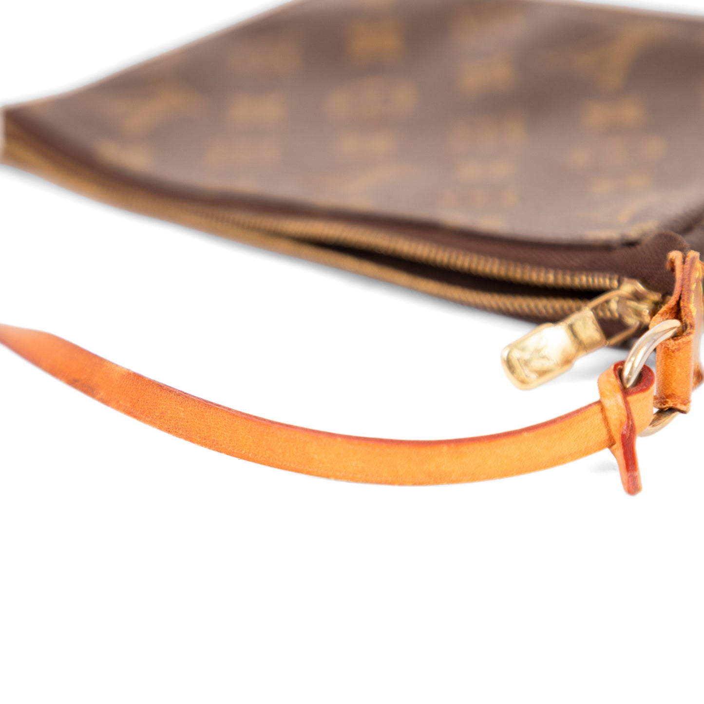 LOUIS VUITTON pochette