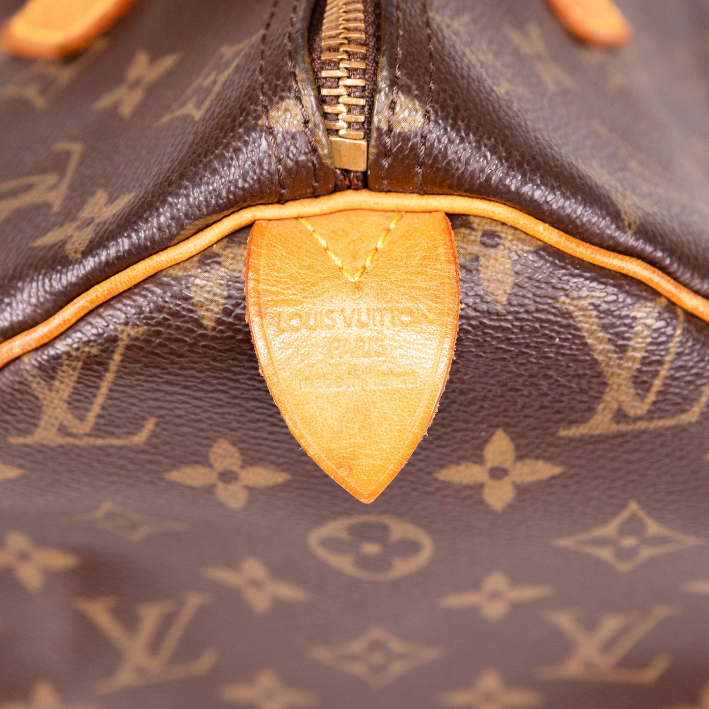 LOUIS VUITTON speedy 30