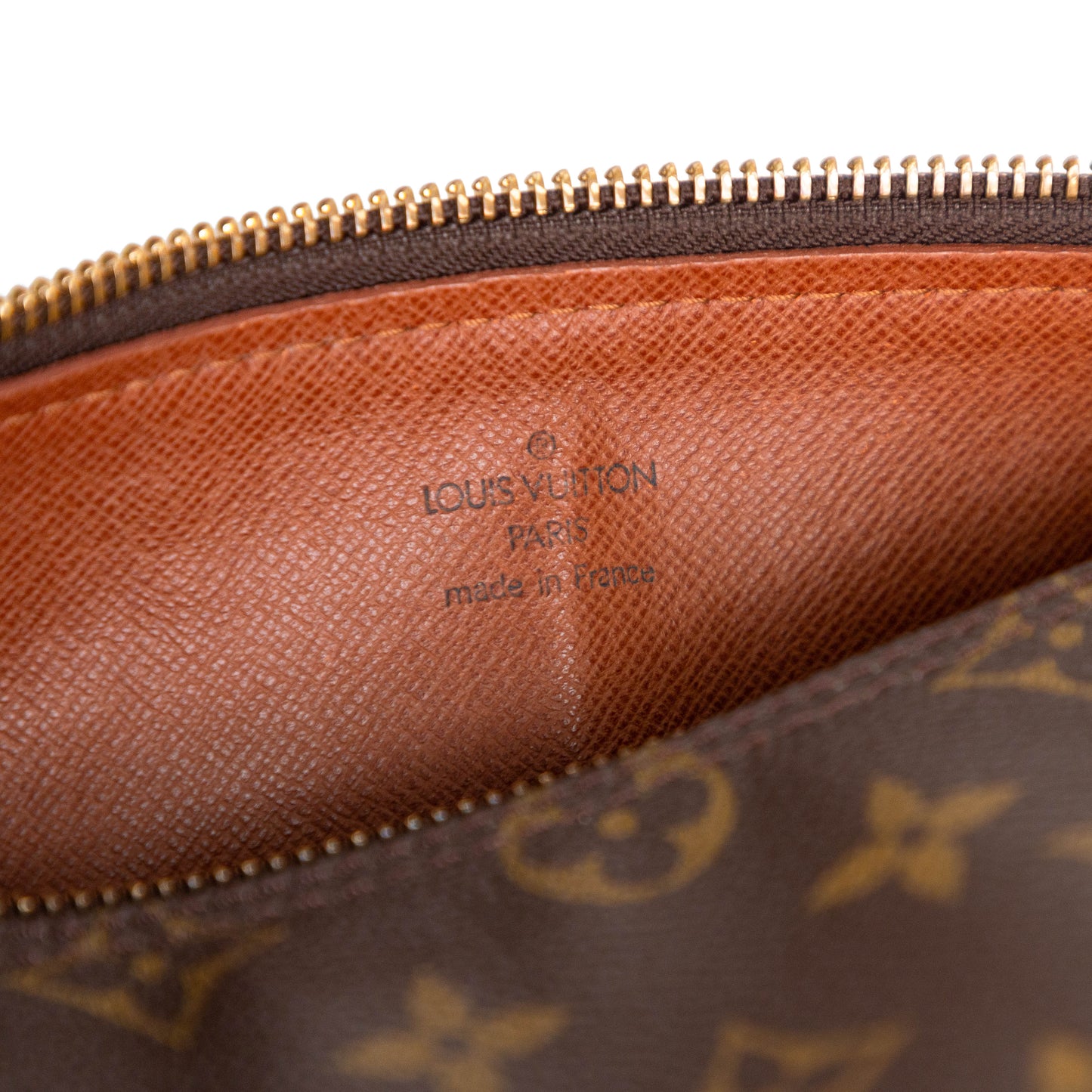 LOUIS VUITTON papillon 26
