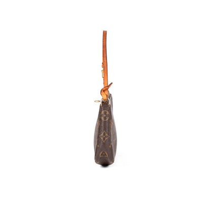 LOUIS VUITTON pochette