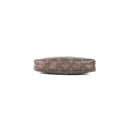 LOUIS VUITTON pochette