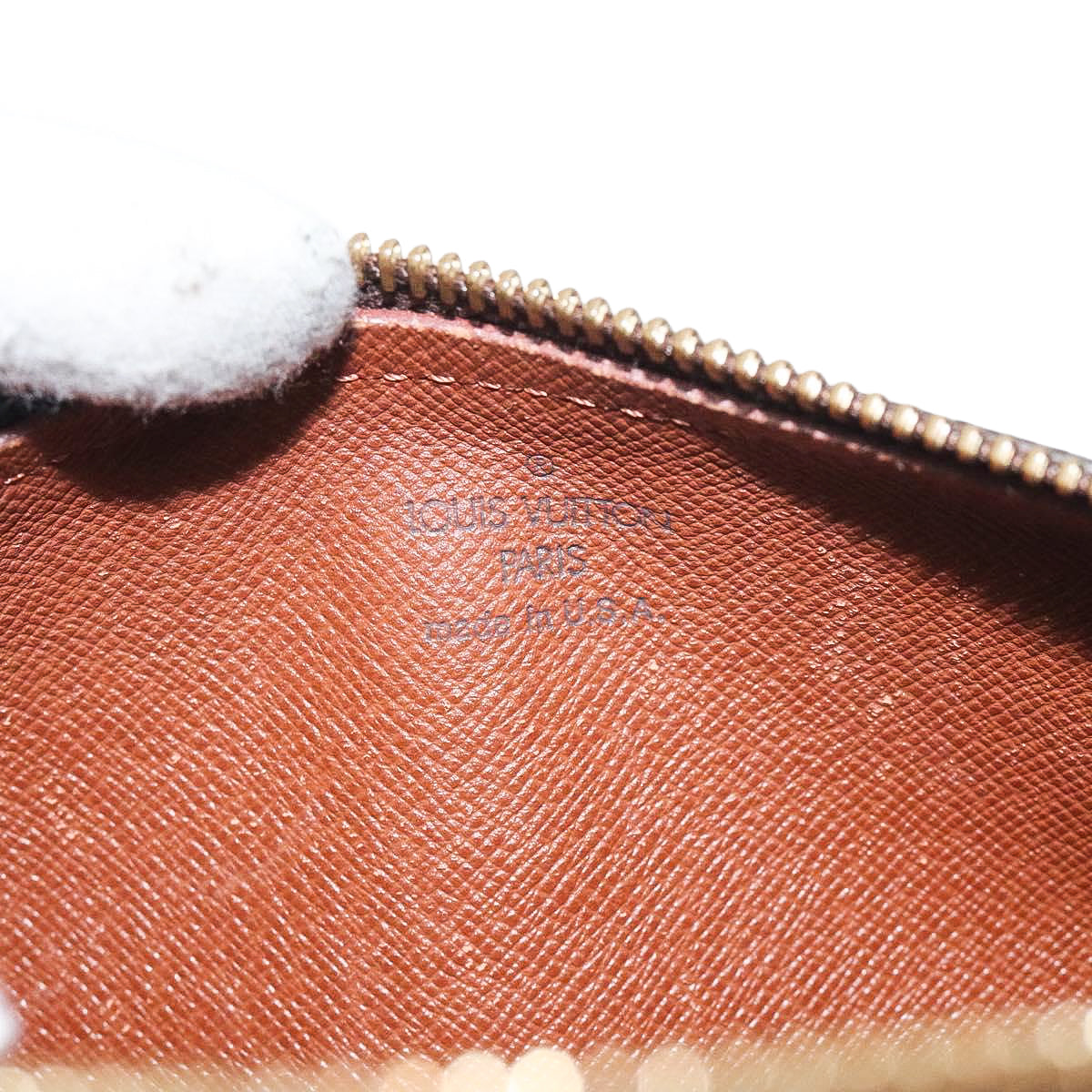 LOUIS VUITTON papillon 26