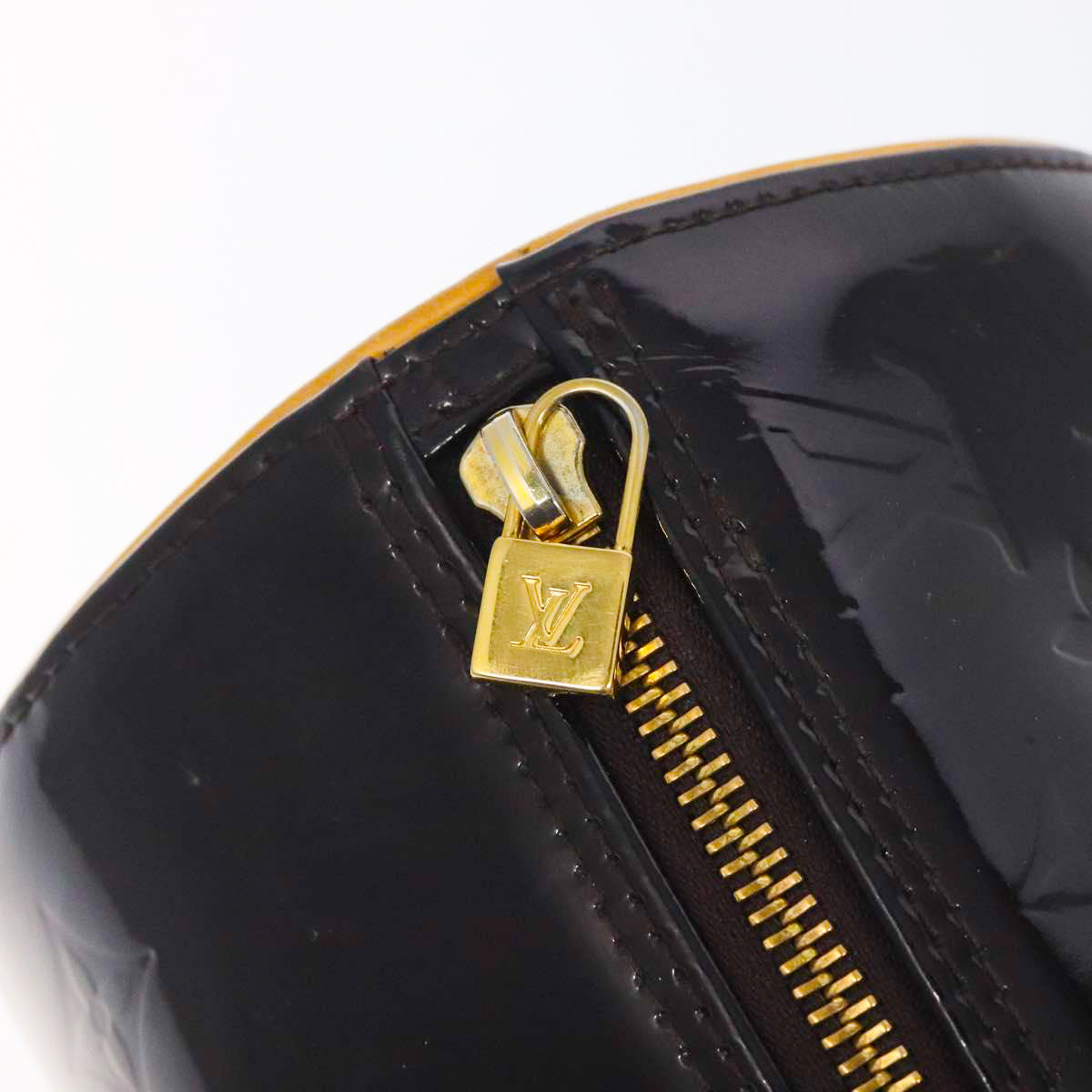 LOUIS VUITTON amarante vernis bedford