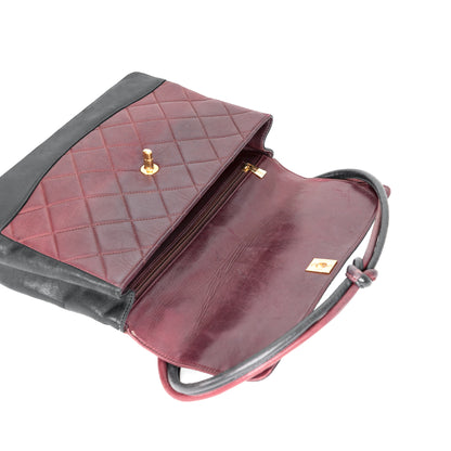 CHANEL lambskin quilted shoulder bag