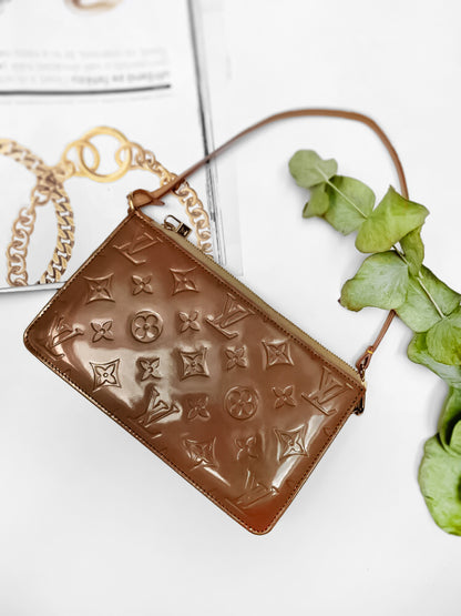 LOUIS VUITTON vernis lexington pochette