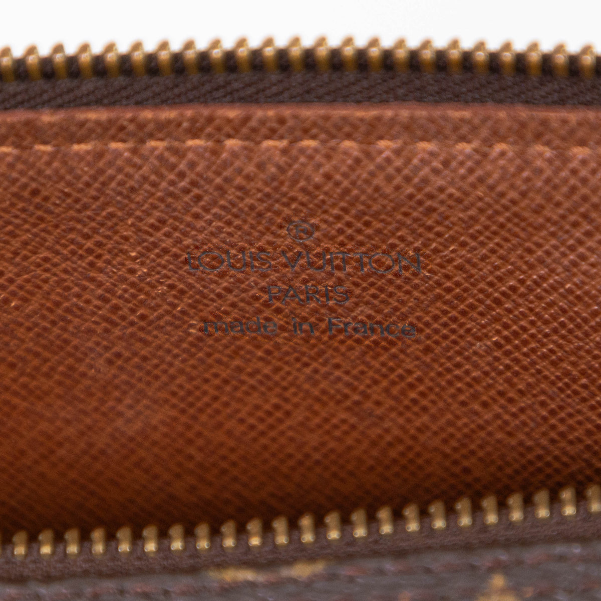LOUIS VUITTON papillon 30